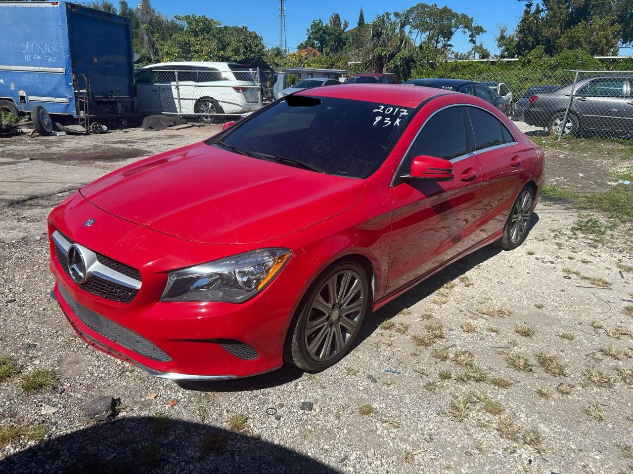 2017 Mercedes-Benz Cla 250 - Фото 2