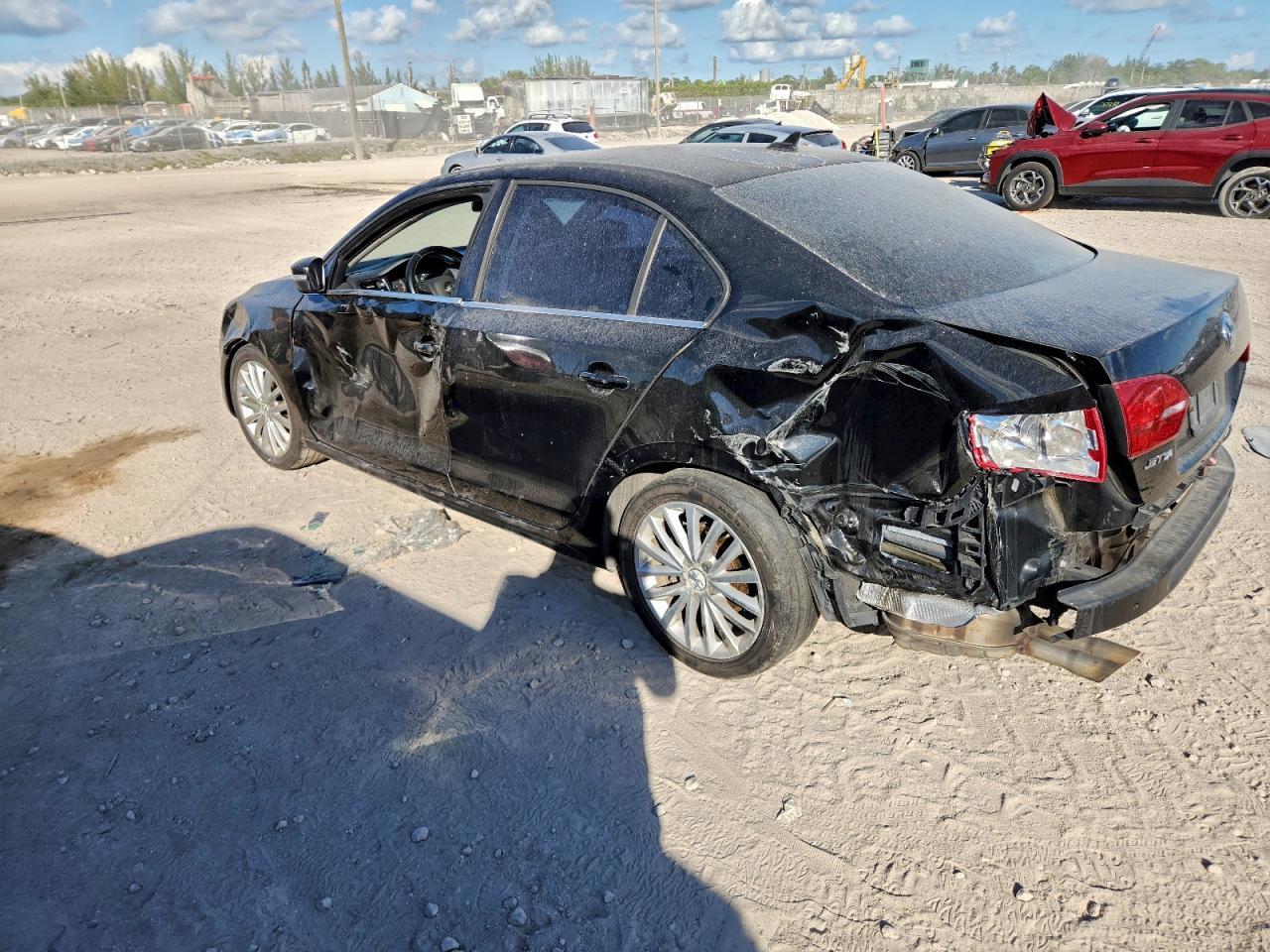 2011 Volkswagen Jetta Sel - Image 2