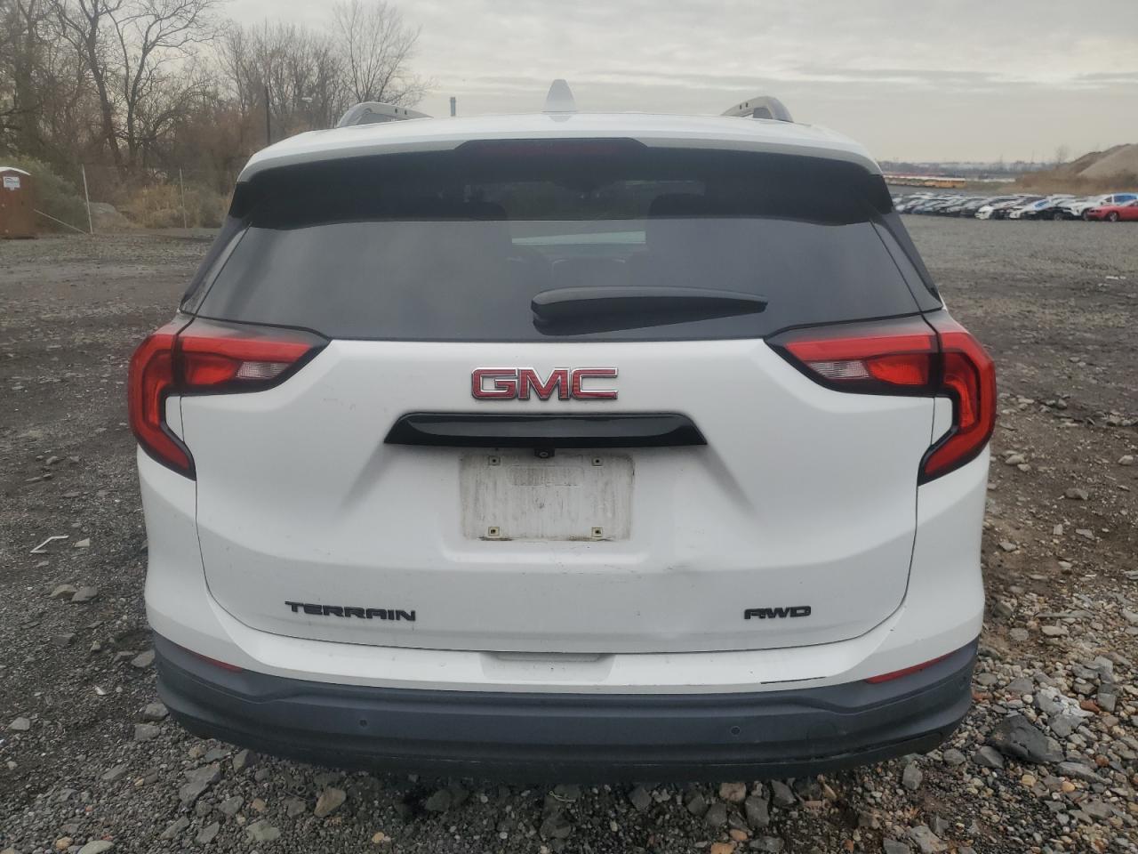 2019 GMC Terrain - Image 6