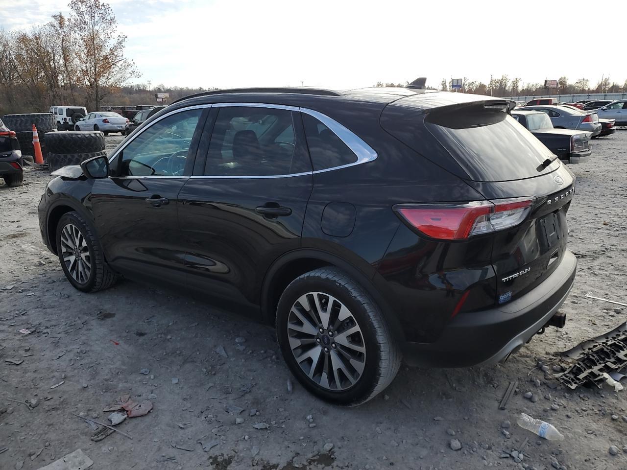 2021 Ford Escape - Image 2
