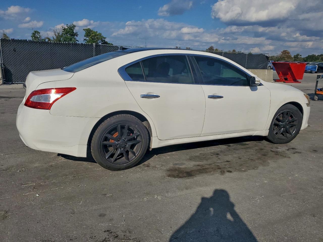 2009 Nissan Maxima S - Фото 3
