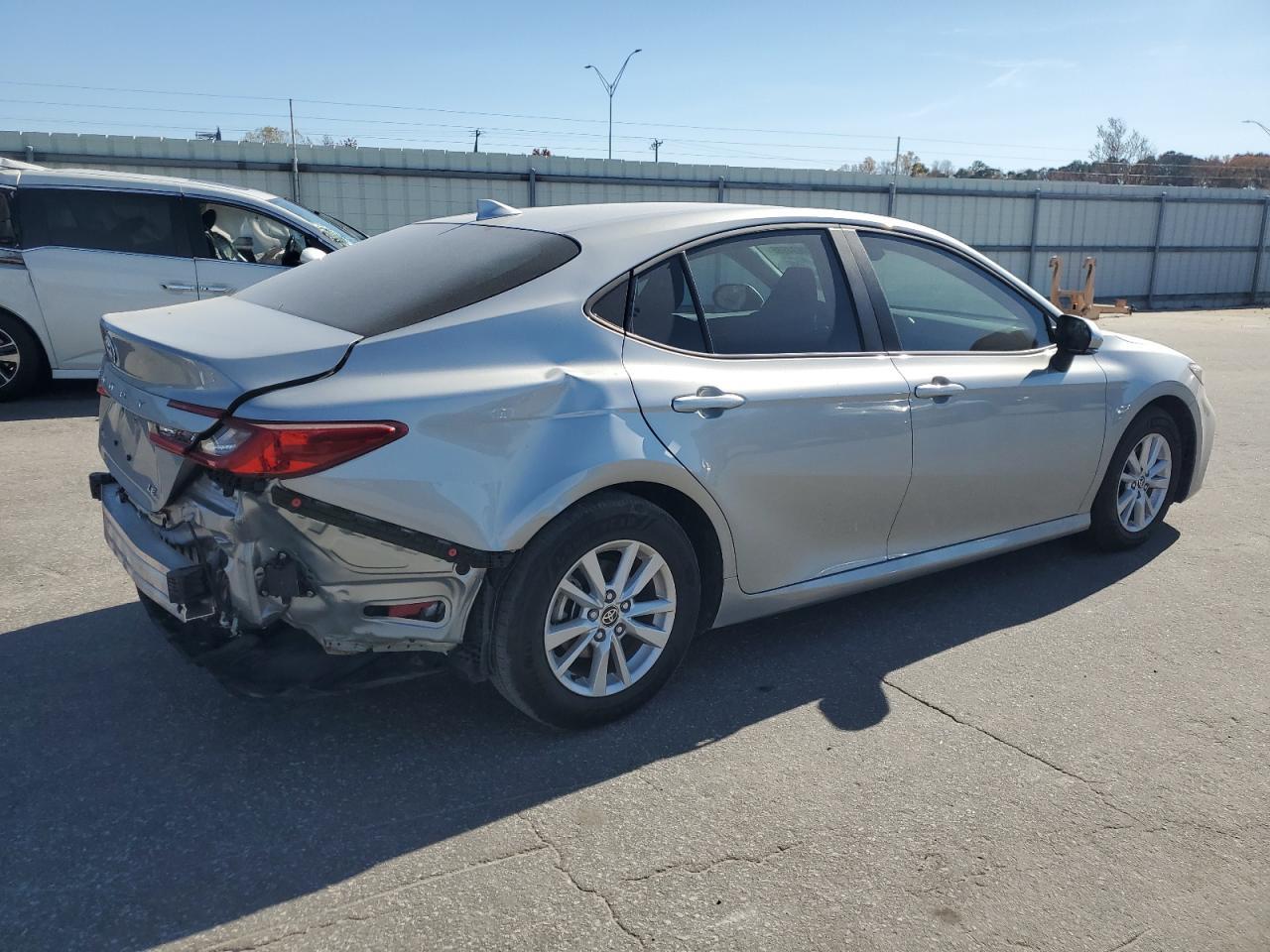 2025 Toyota Camry Xse - Фото 3