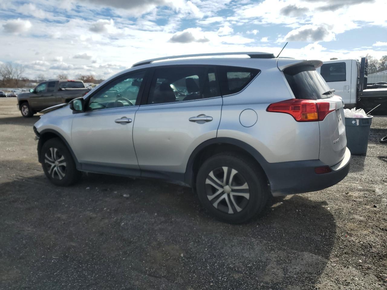 2014 Toyota Rav4 Le - Image 2