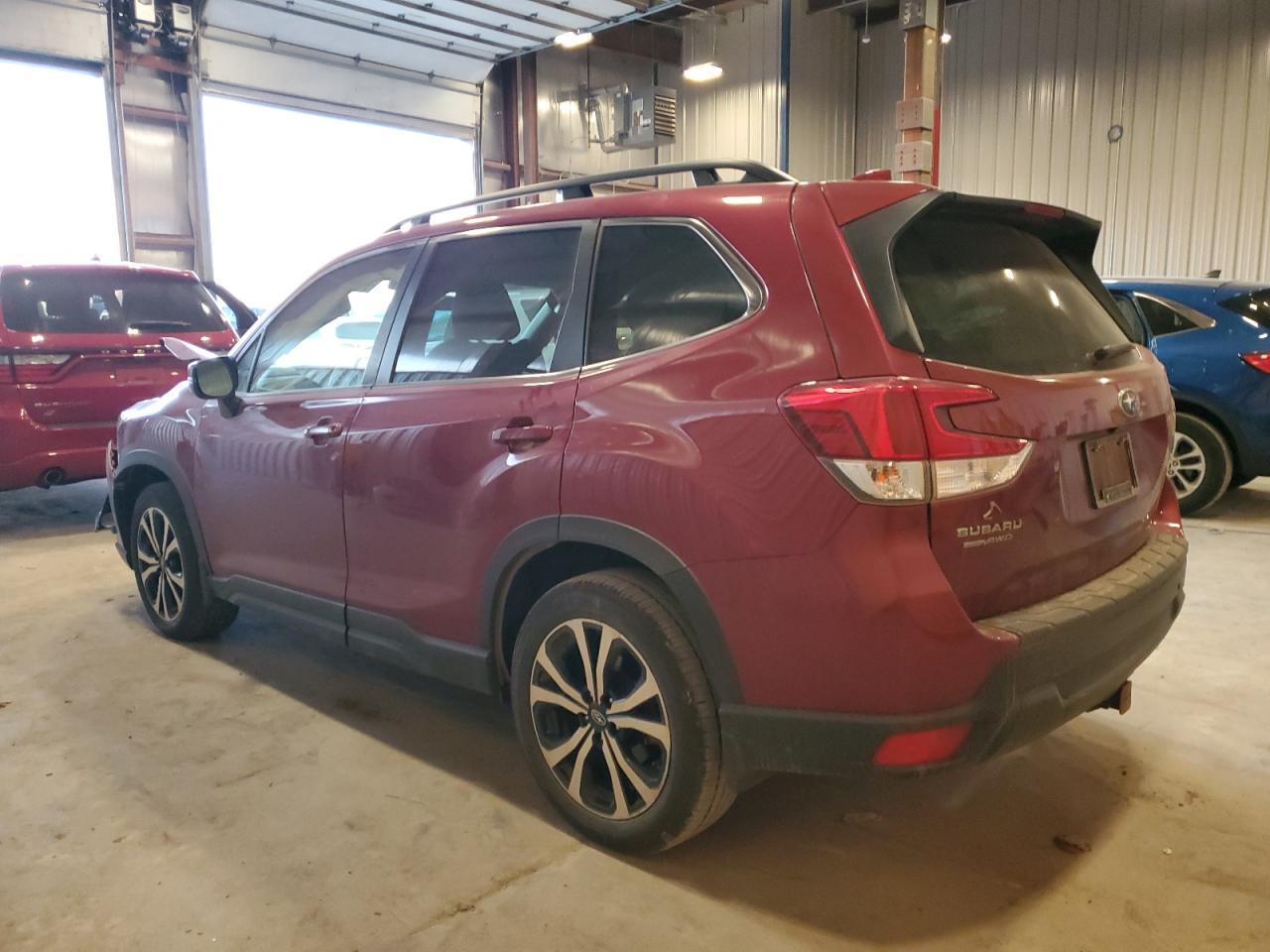 2022 Subaru Forester Limited - Фото 2