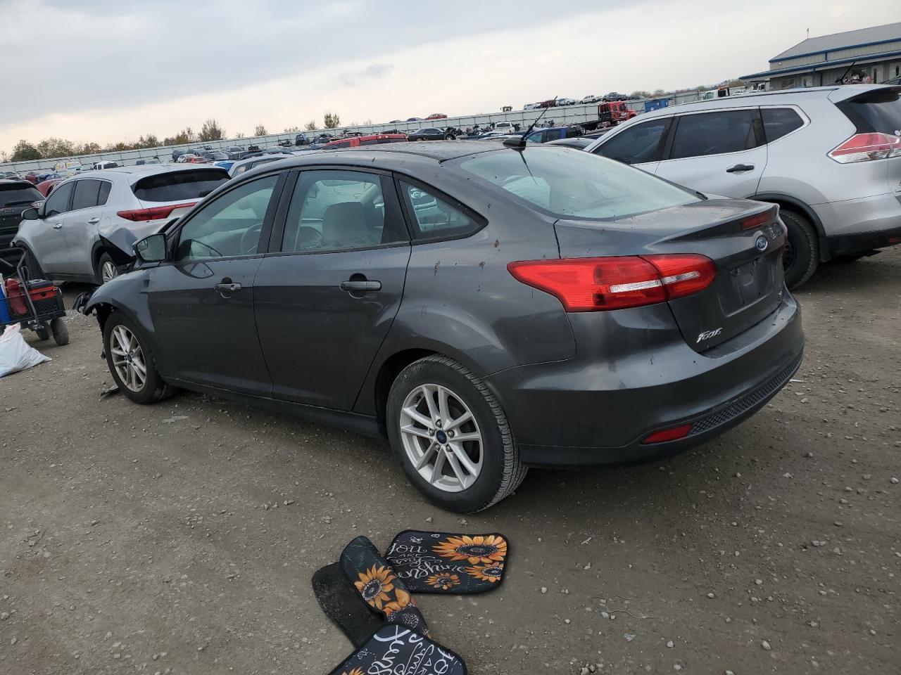 2018 Ford Focus Se - Image 2