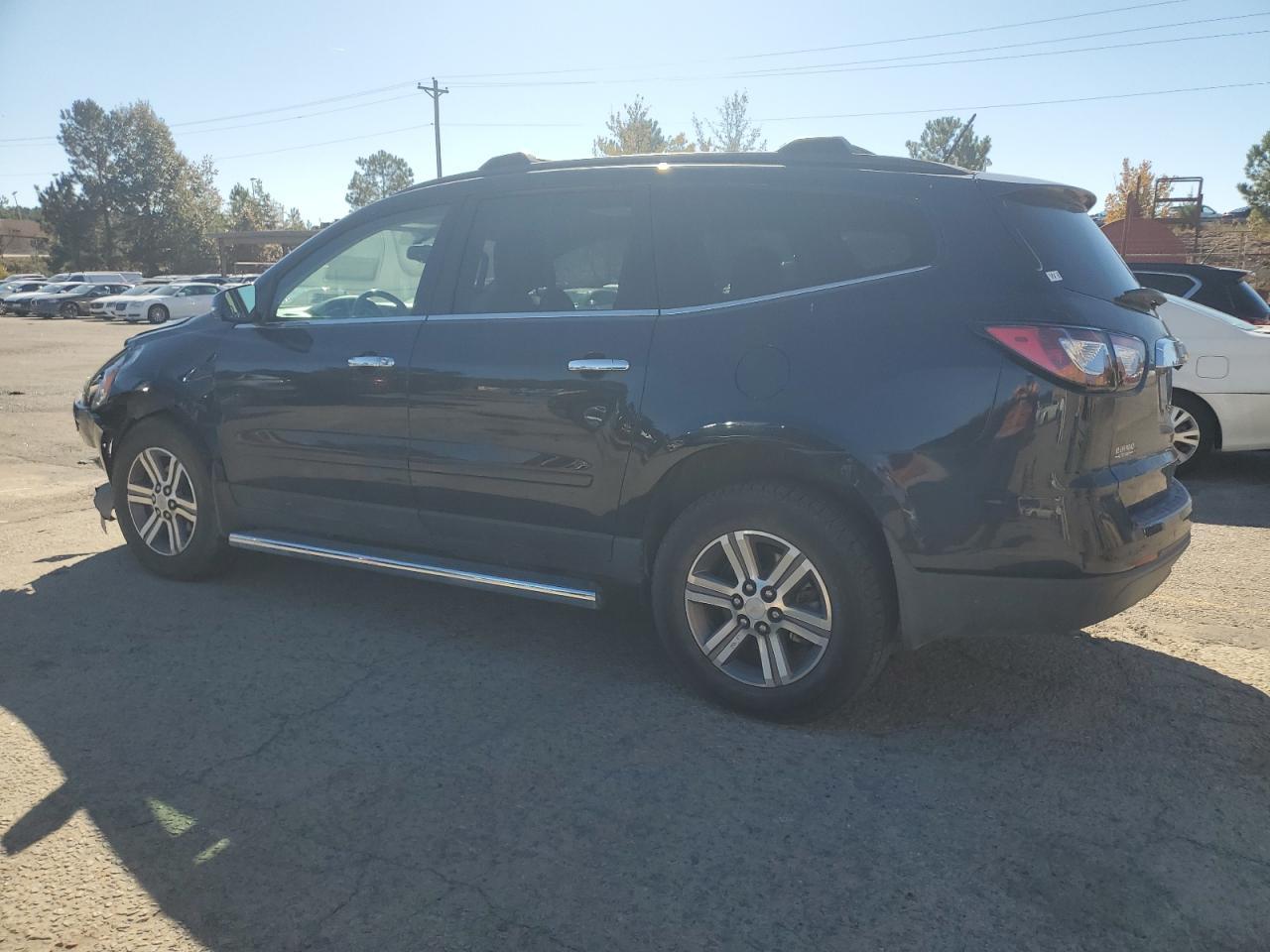 2015 Chevrolet Traverse Lt - Image 2