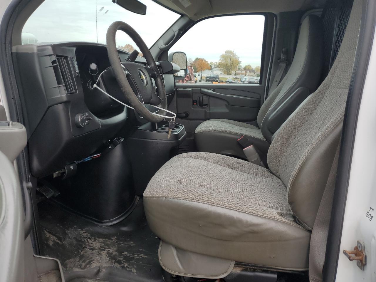 2014 Chevrolet Express G2500 - Фото 7