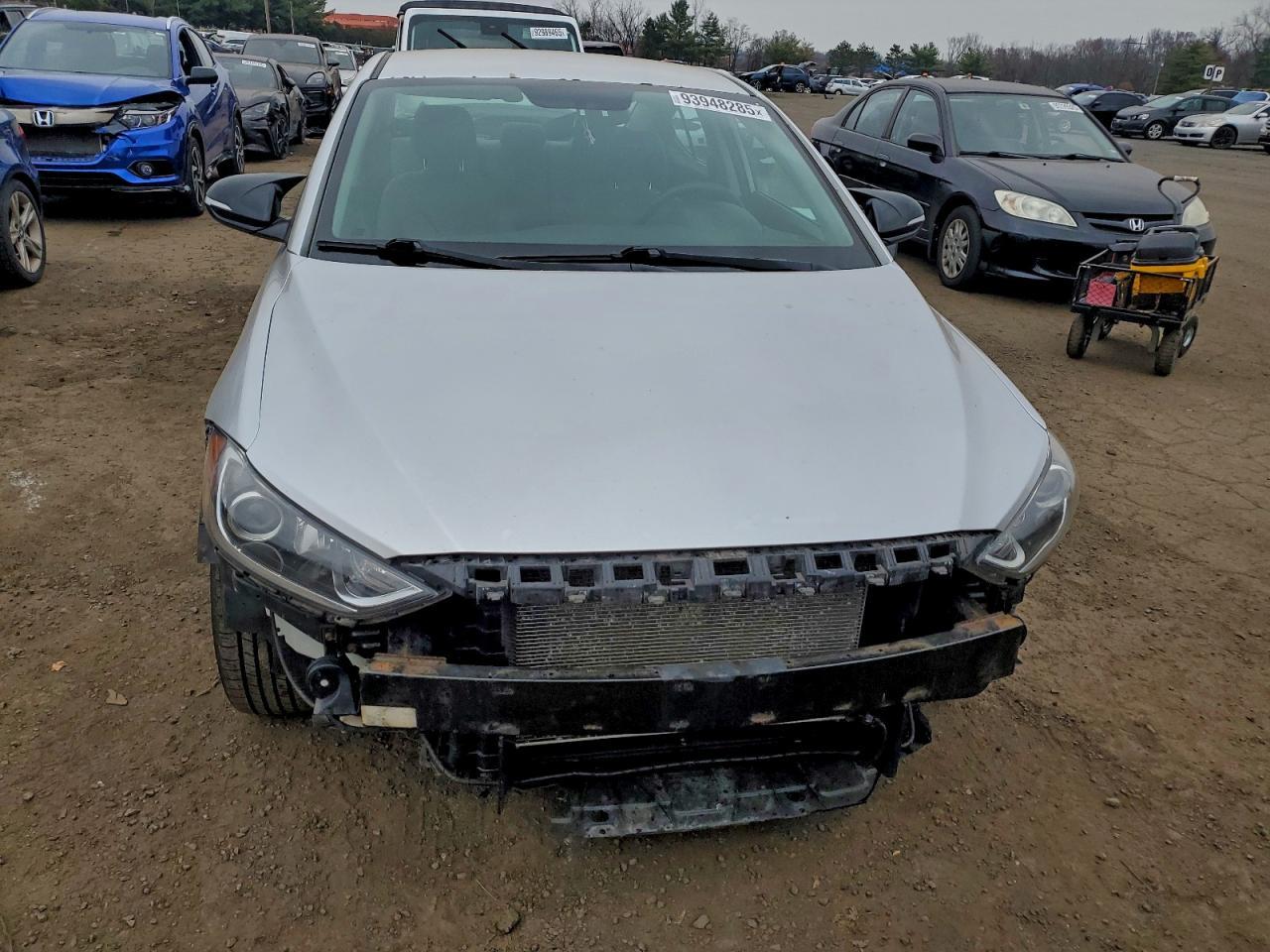 2017 Hyundai Elantra Se - Фото 5