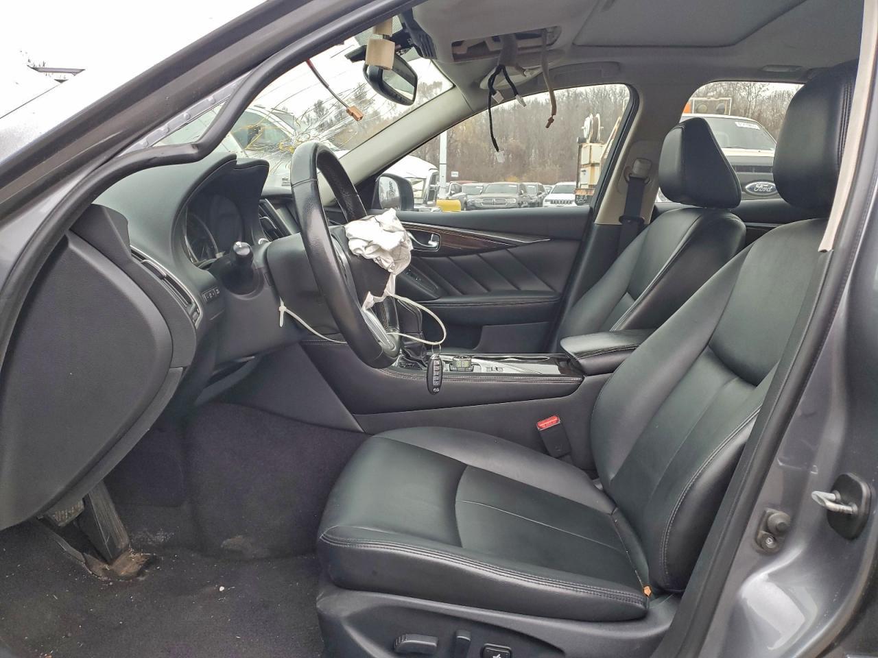 2018 Infiniti Q50 Luxe - Image 7