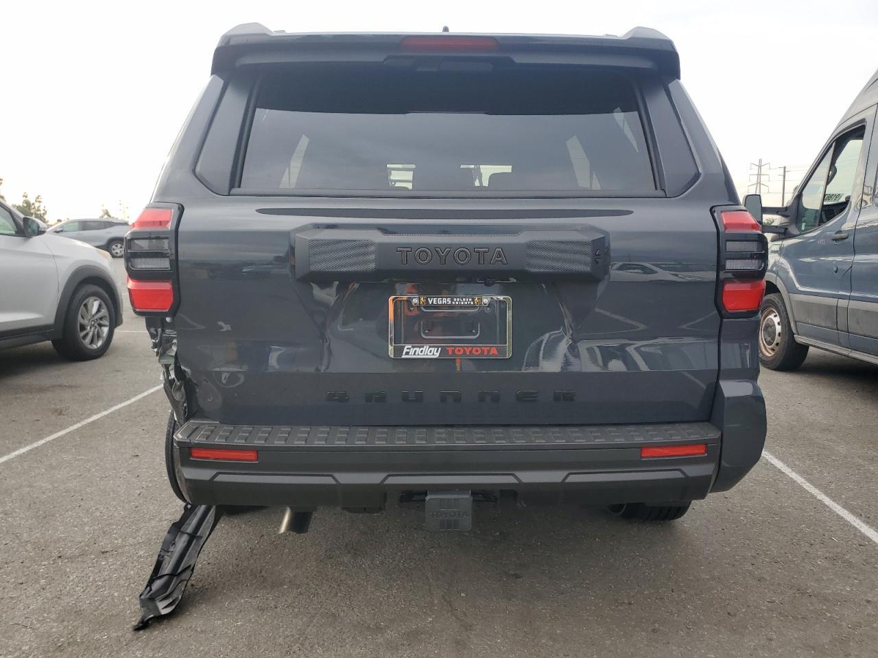 2025 Toyota 4Runner Sr5 - Фото 6