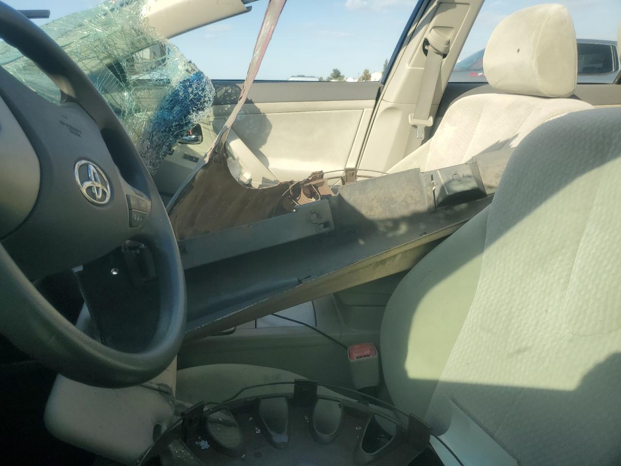 2010 Toyota Camry Base - Фото 7