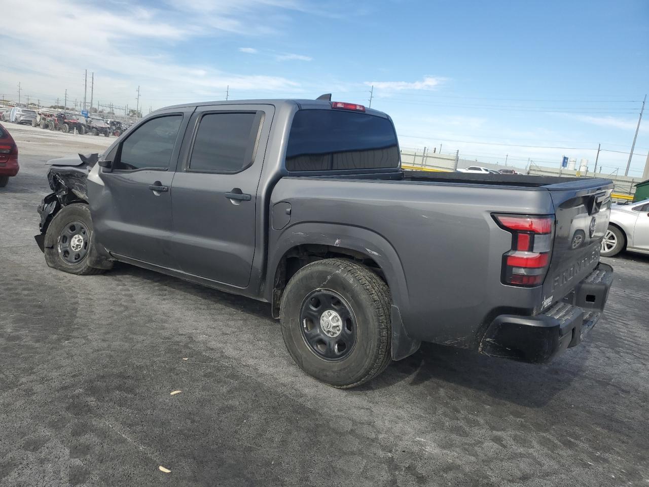 2022 Nissan Frontier S - Image 2