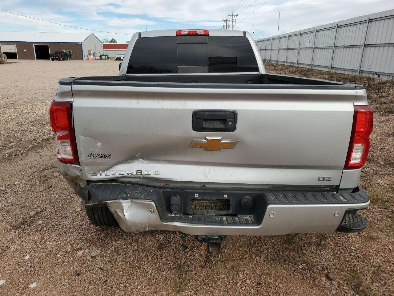 2017 Chevrolet Silverado K1500 Ltz - Image 6