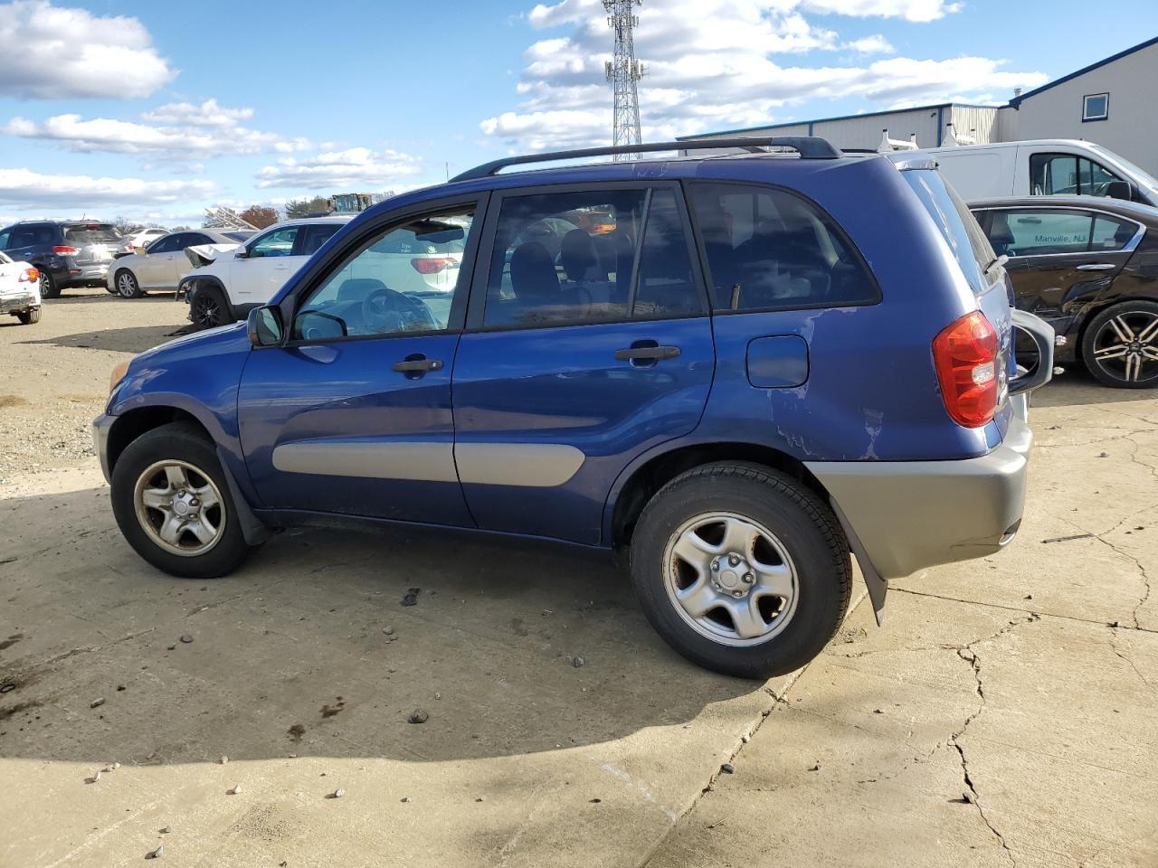 2004 Toyota Rav4 - Image 2