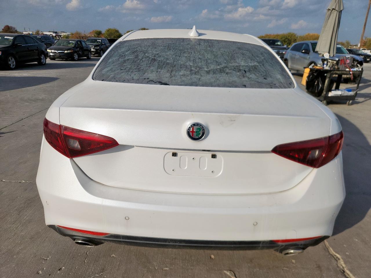 2017 Alfa Romeo Giulia Ti - Фото 6