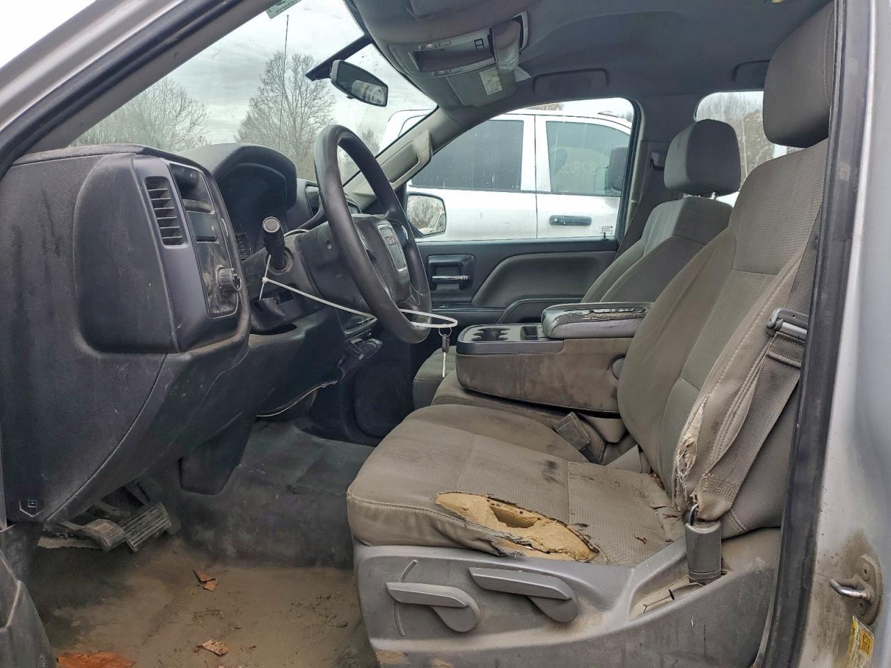 2014 GMC Sierra C1500 - Image 7