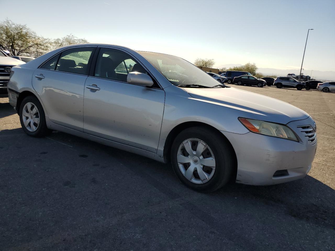 2007 Toyota Camry Le - Image 4
