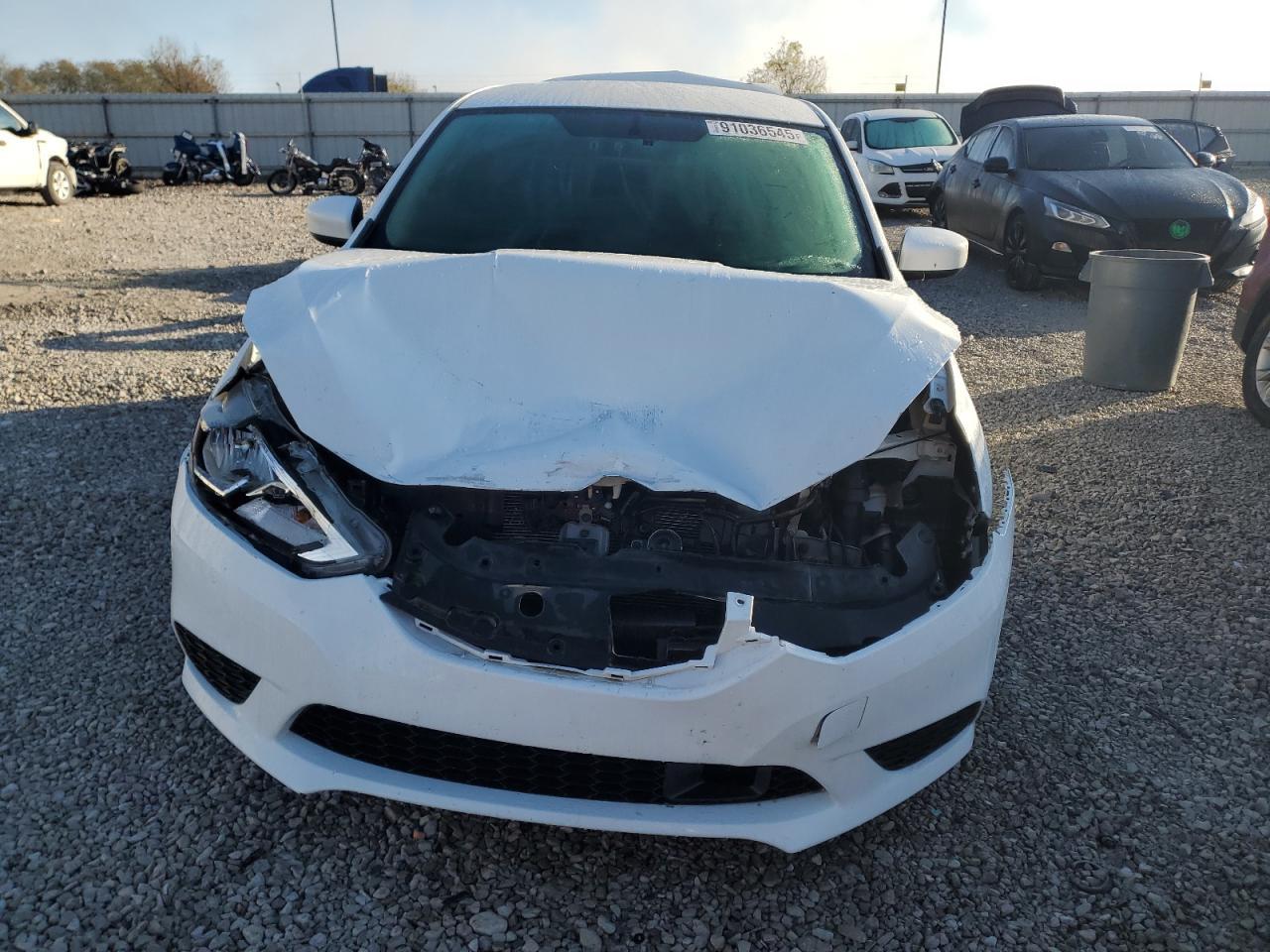 2018 Nissan Sentra S - Image 5