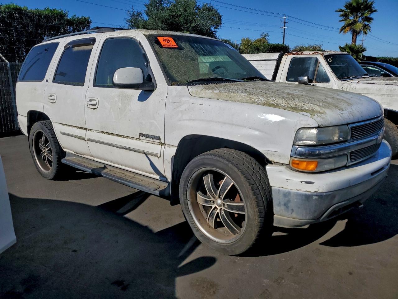 2001 Chevrolet Tahoe - Image 4
