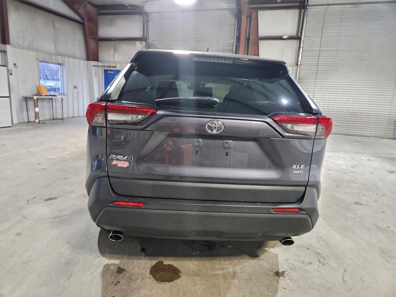 2019 Toyota Rav4 Xle - Image 6