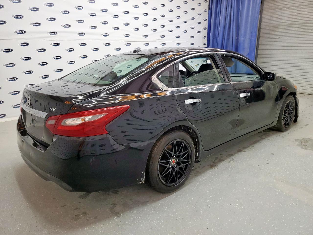 2018 Nissan Altima 2.5 - Image 3