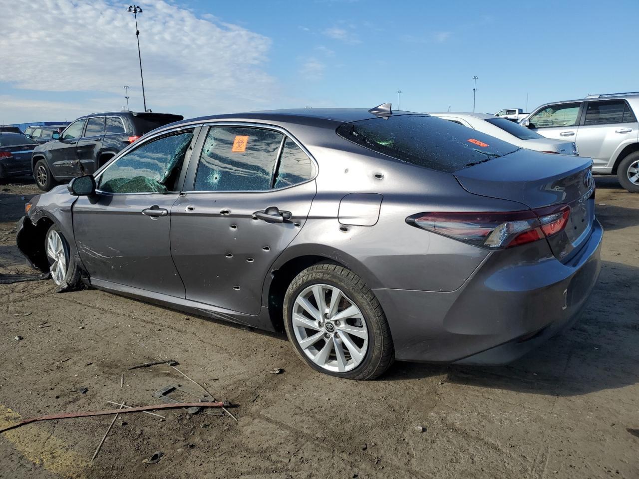 2023 Toyota Camry Le - Фото 2