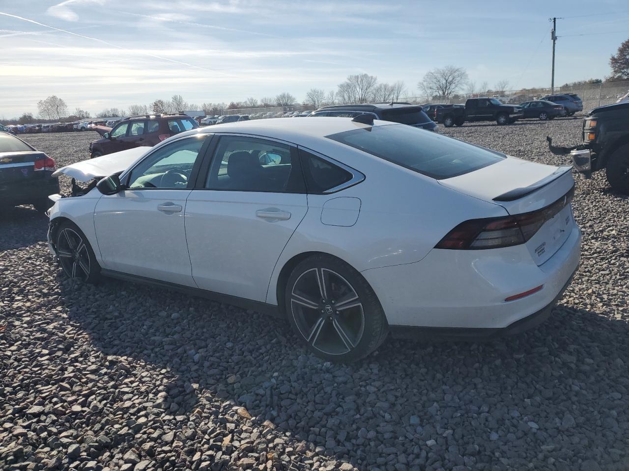 2023 Honda Accord Hybrid Sport - Фото 2