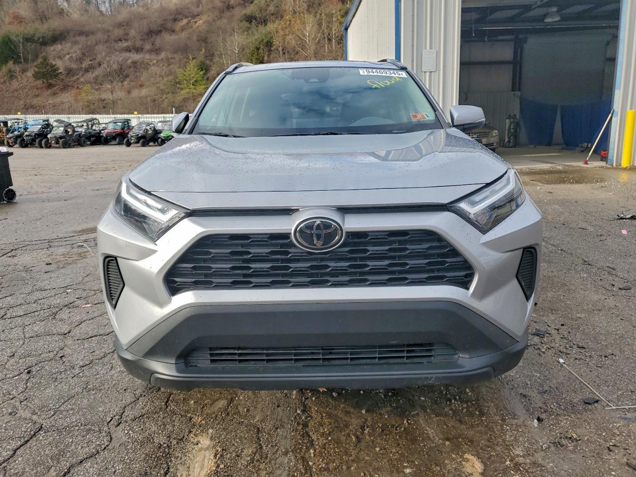 2024 Toyota Rav4 Xle - Image 5