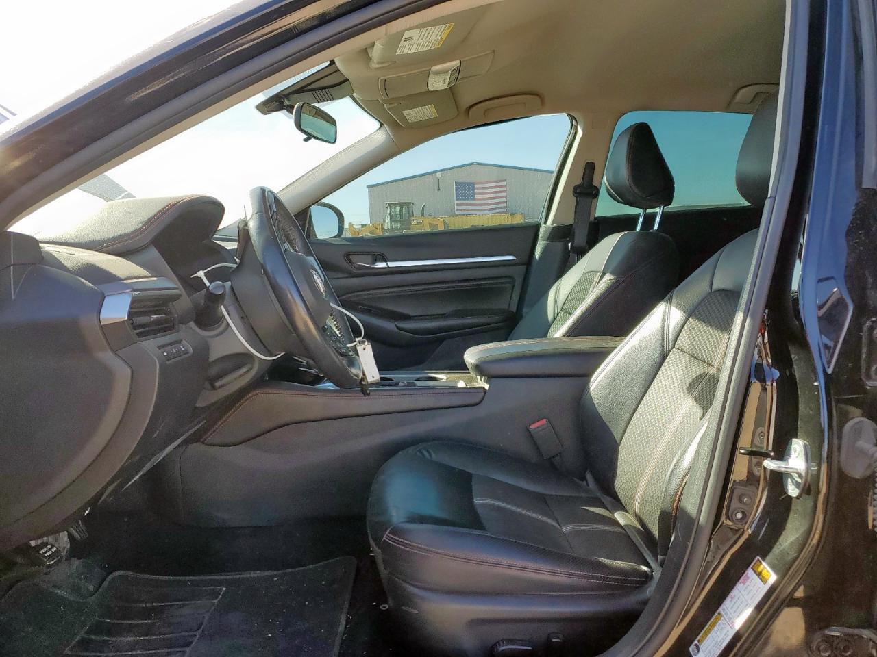 2023 Nissan Altima Sr - Image 7