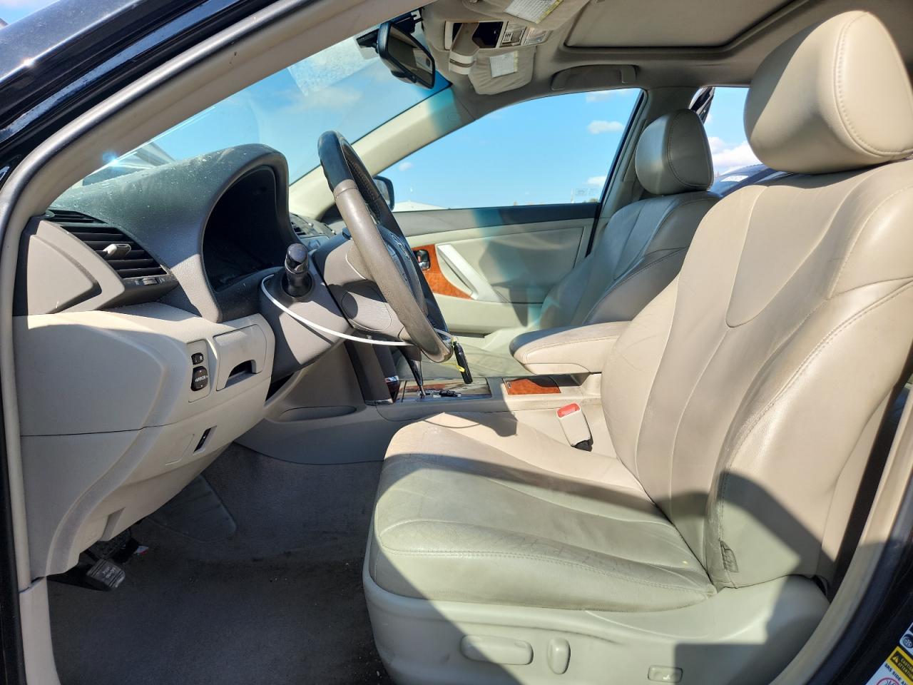 2011 Toyota Camry Base - Фото 7