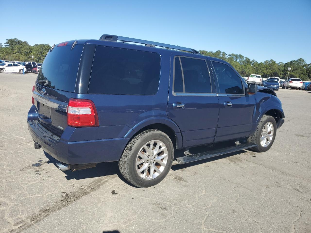 2015 Ford Expedition Limited - Image 3