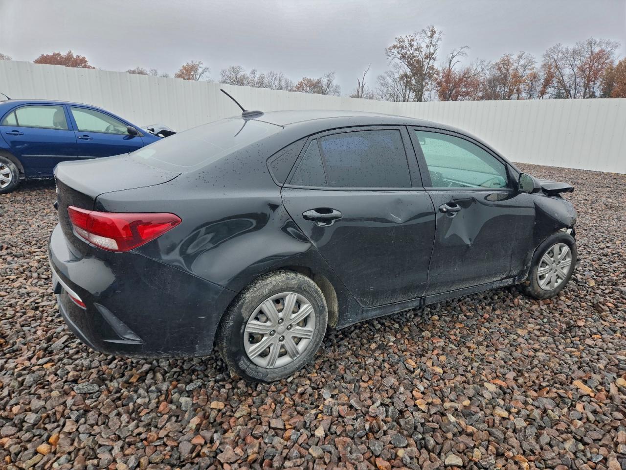 2022 Kia Rio Lx - Image 3