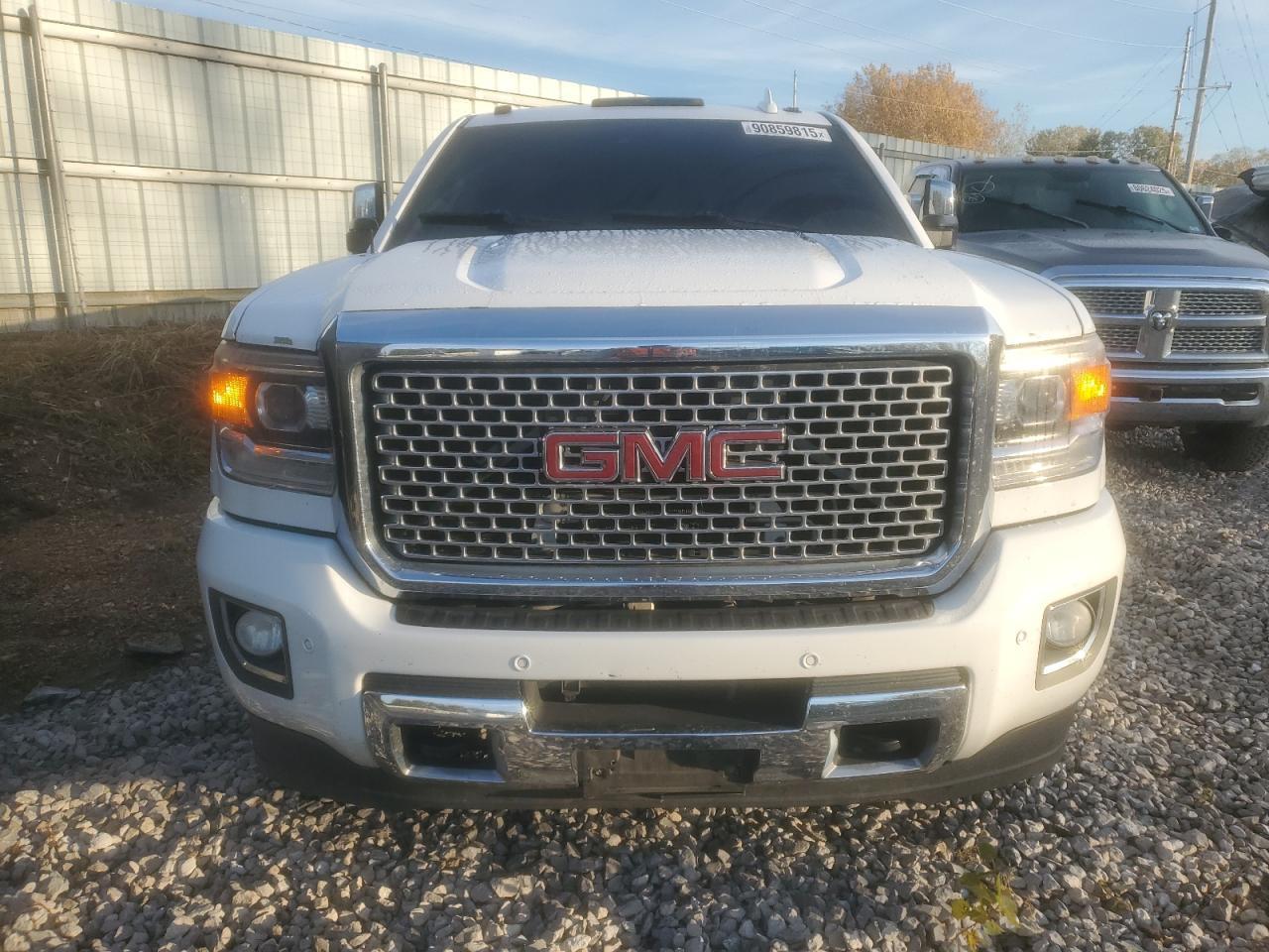 2016 GMC Sierra K3500 Denali - Image 5