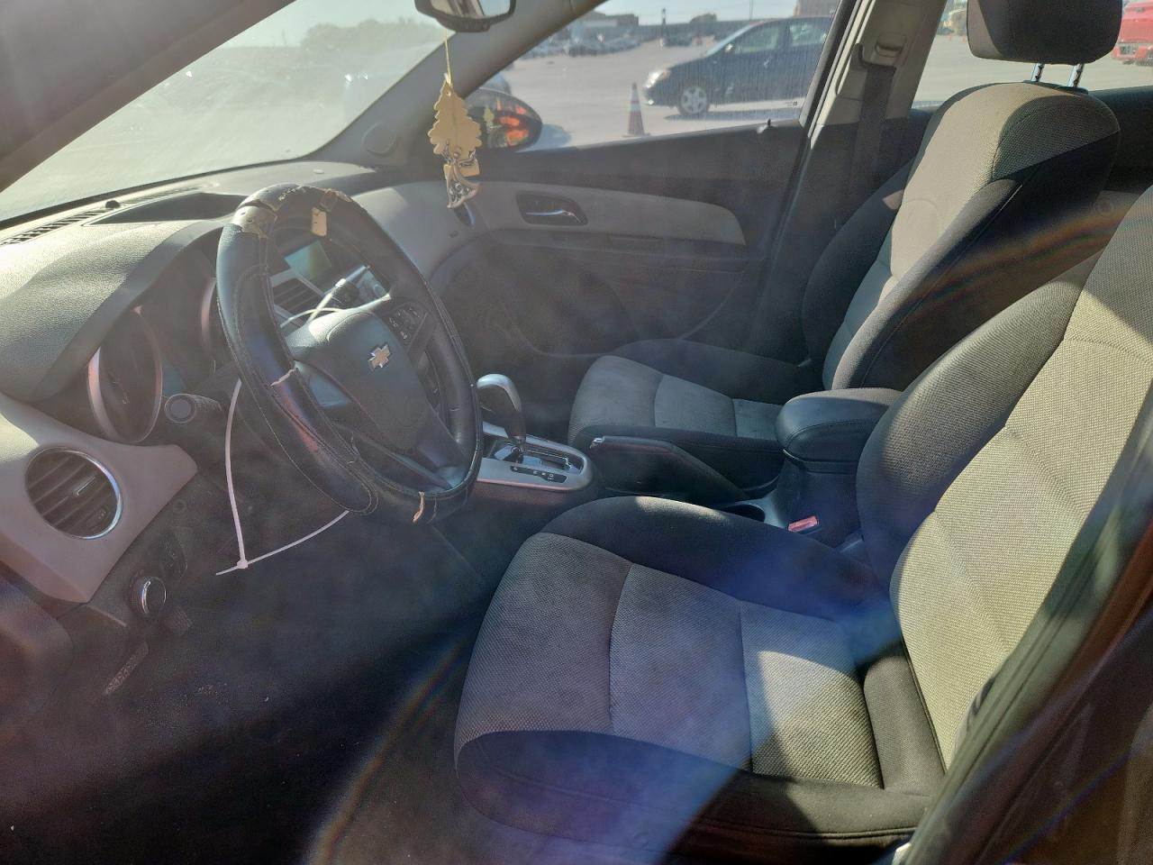 2013 Chevrolet Cruze Ls - Image 7