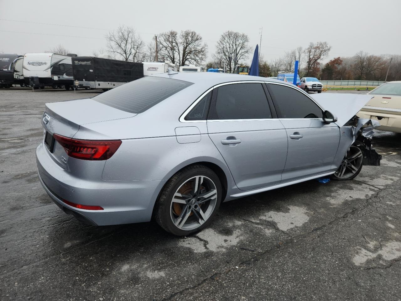 2018 Audi A4 Premium Plus - Фото 3