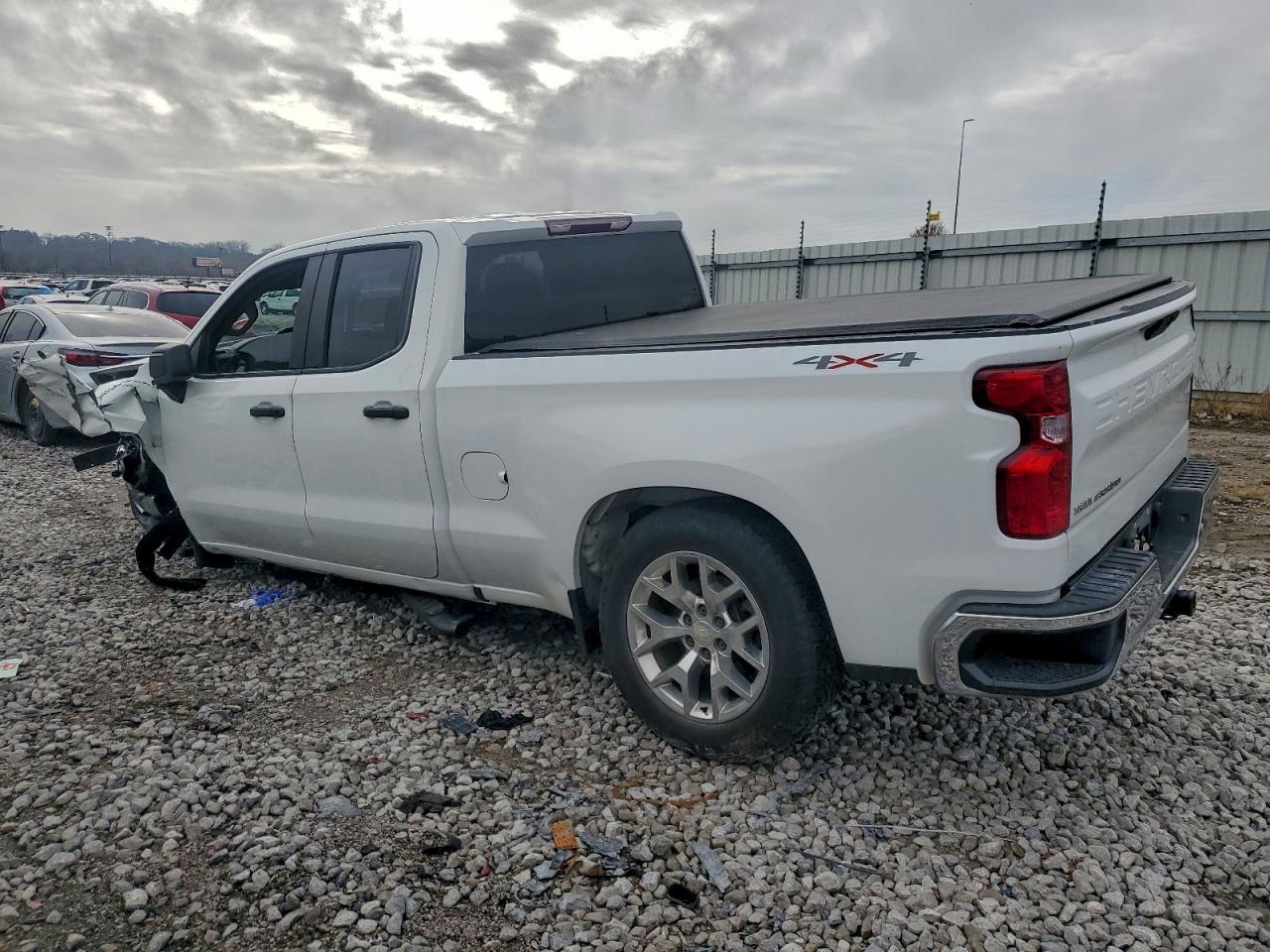 2021 Chevrolet Silverado K1500 - Image 2