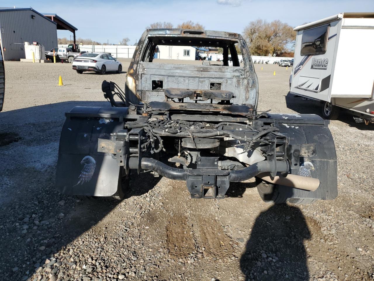 2020 Ram 3500 Truck Cab And Chassis - Image 6