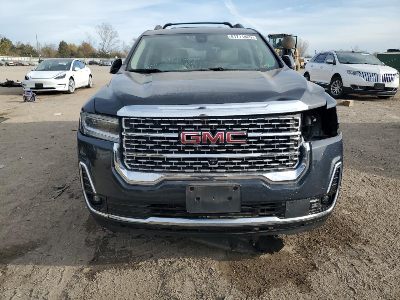 2021 GMC Acadia Denali - Image 5