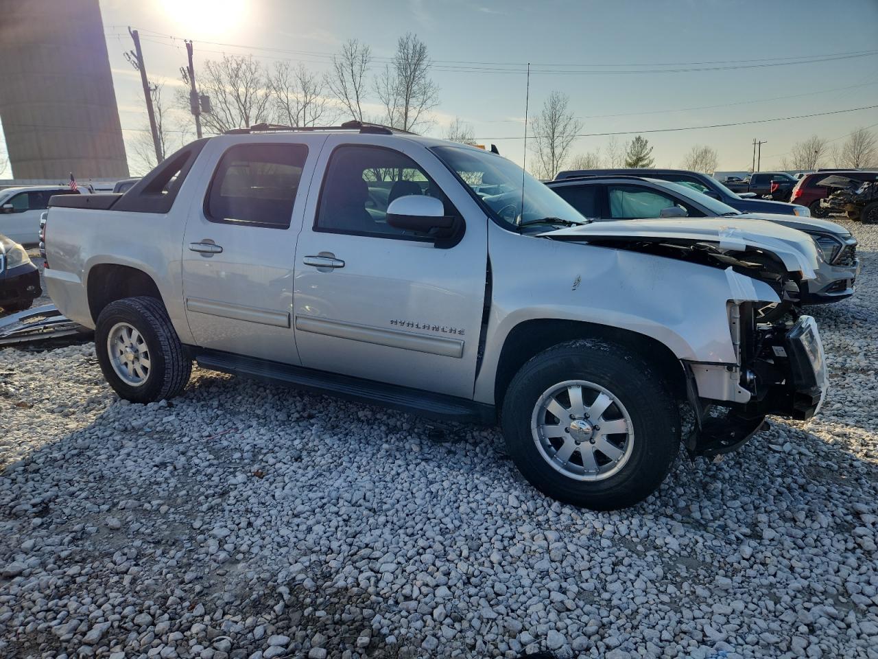 2011 Chevrolet Avalanche Ls - Фото 4