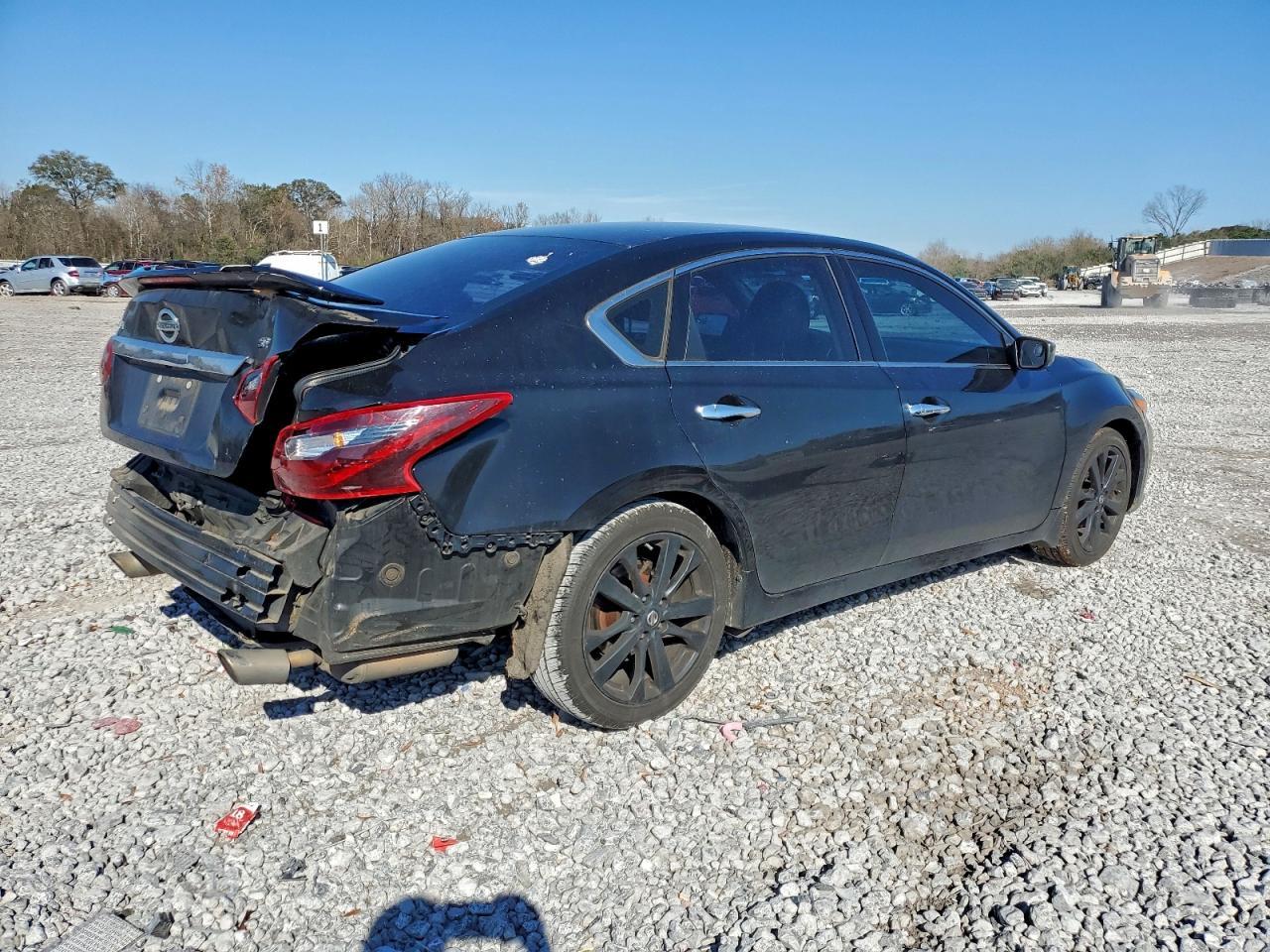2017 Nissan Altima 2.5 - Фото 3