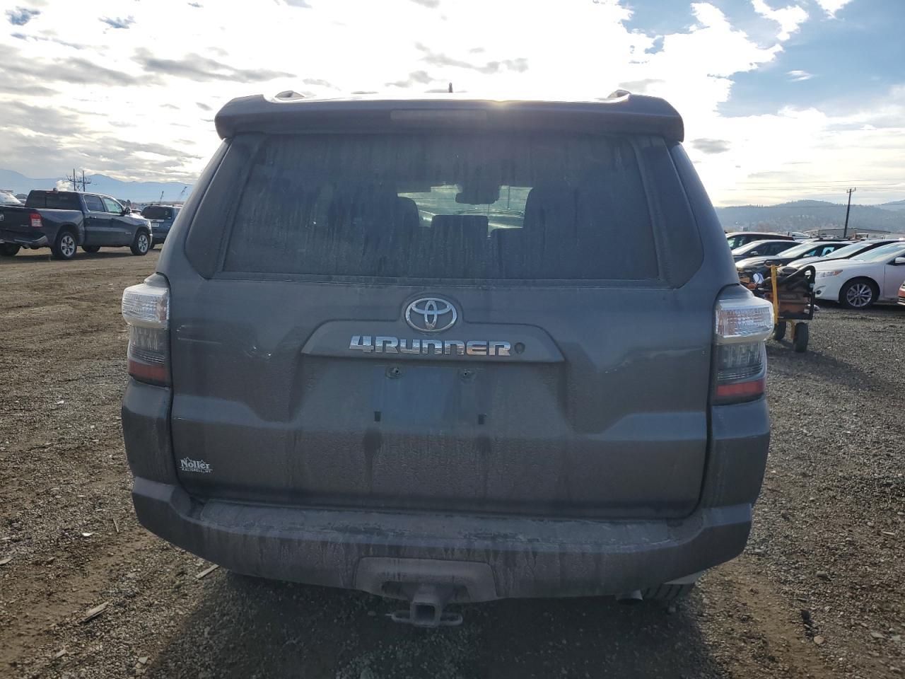 2021 Toyota 4Runner Sr5 - Фото 6