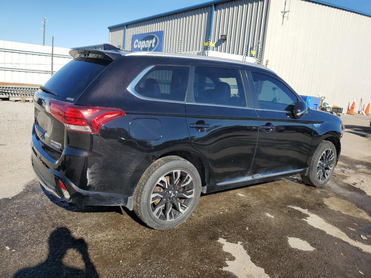 2018 Mitsubishi Outlander Se - Image 3