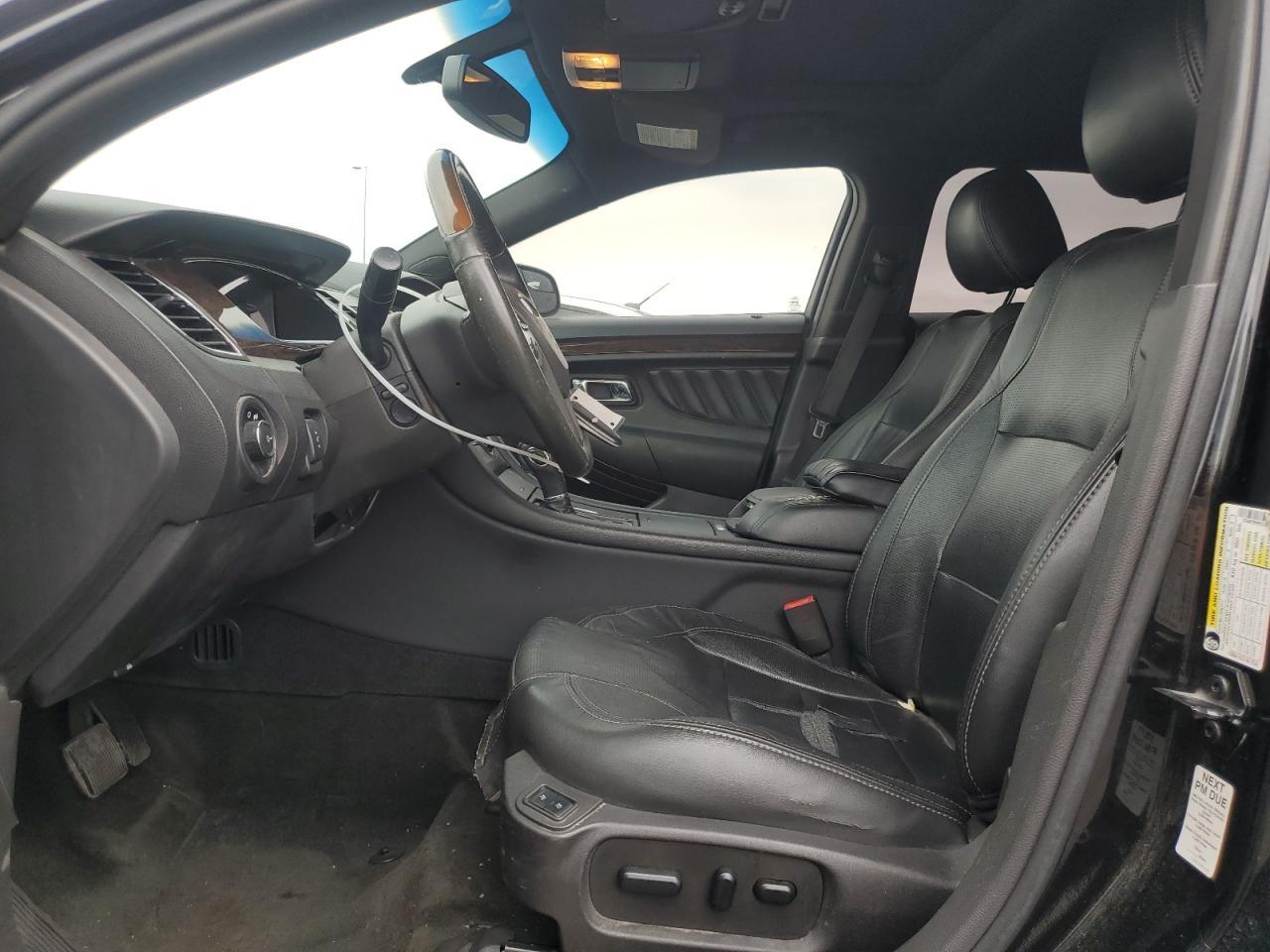 2015 Ford Taurus Limited - Image 7