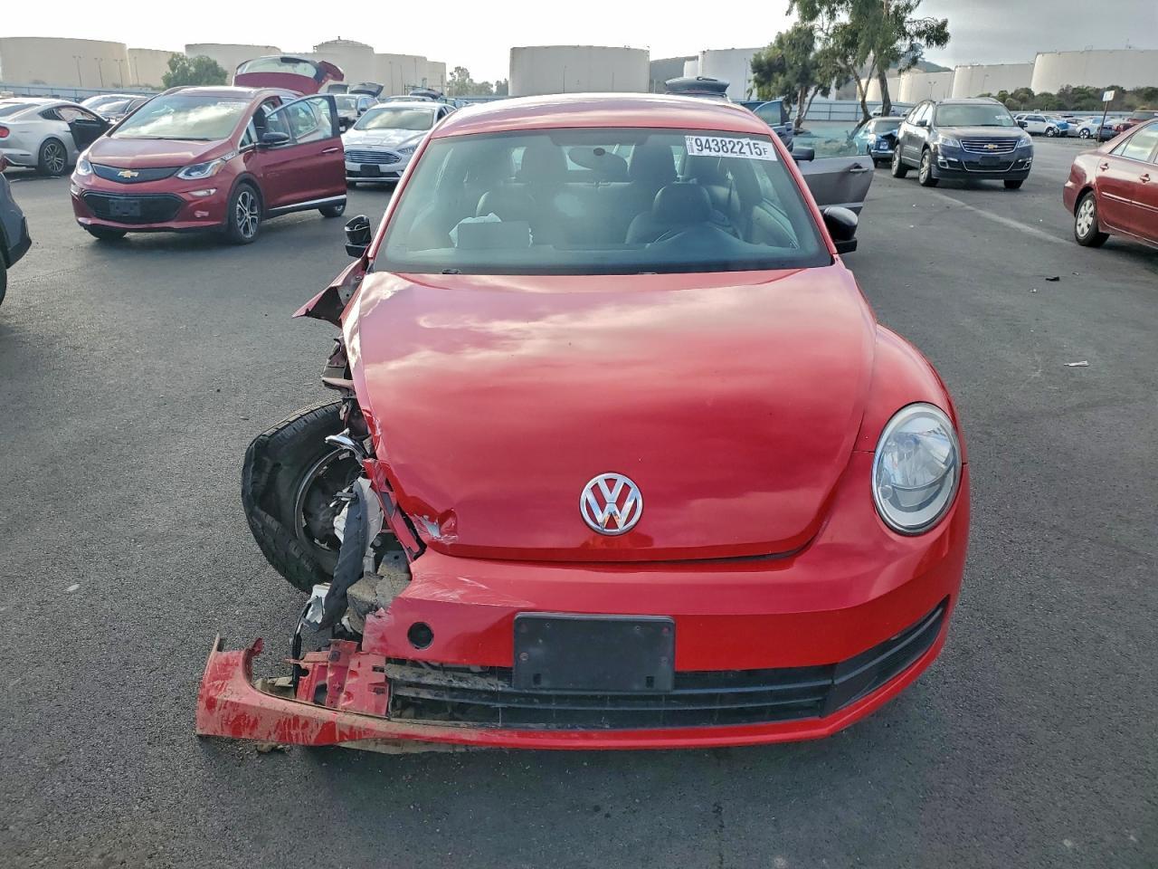 2015 Volkswagen Beetle 1.8T - Фото 5