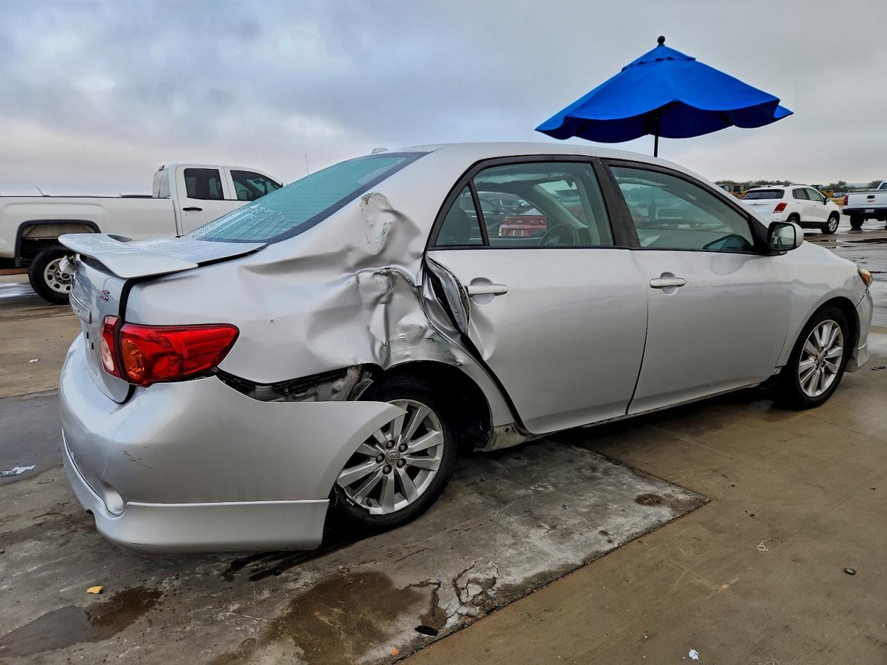 2010 Toyota Corolla Base - Фото 3