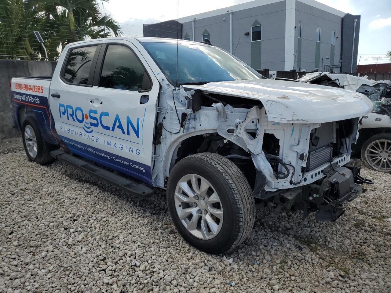 2024 Chevrolet Silverado C1500 Custom - Фото 4