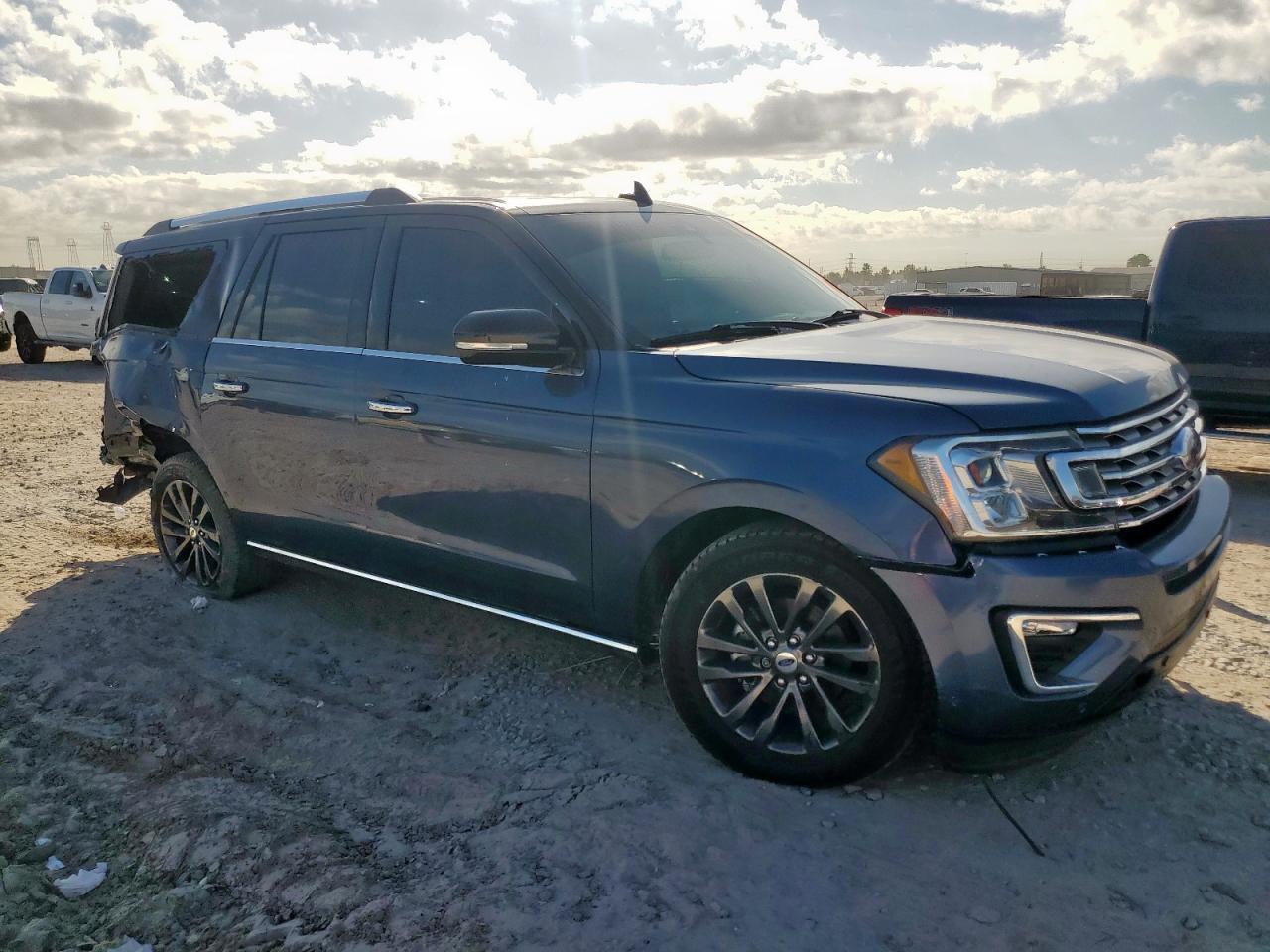 2020 Ford Expedition Max Limited - Image 4