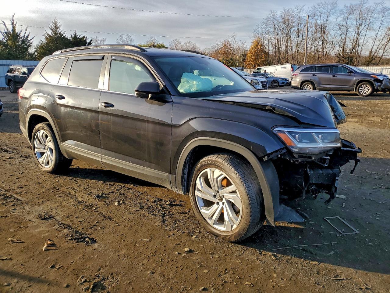 2021 Volkswagen Atlas Se - Фото 4