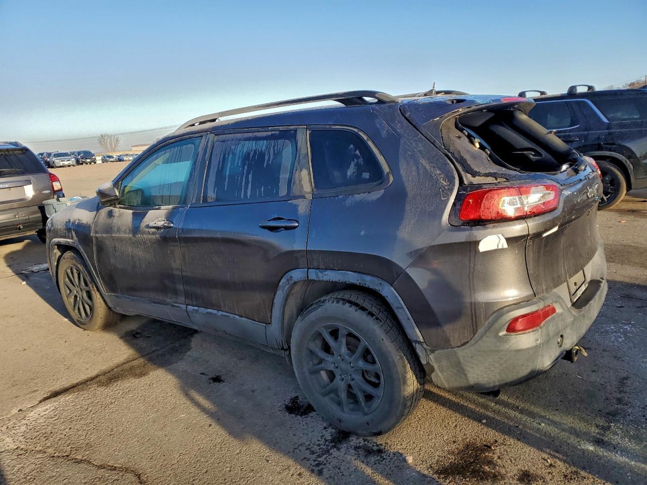 2017 Jeep Cherokee Latitude - Фото 2