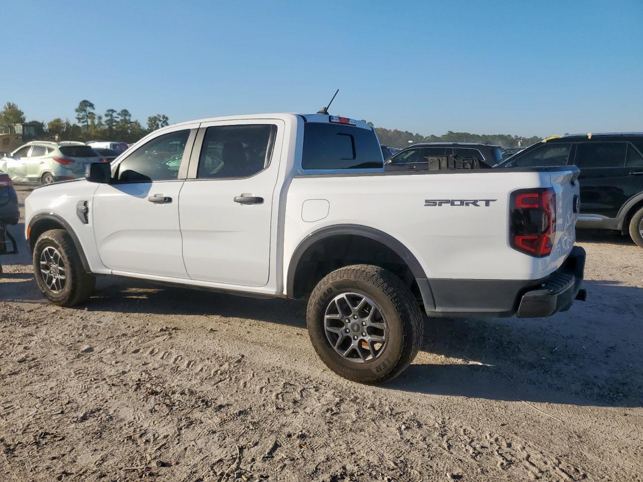 2024 Ford Ranger Xlt - Фото 2